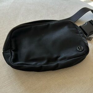 Lululemon Belt Bag Black